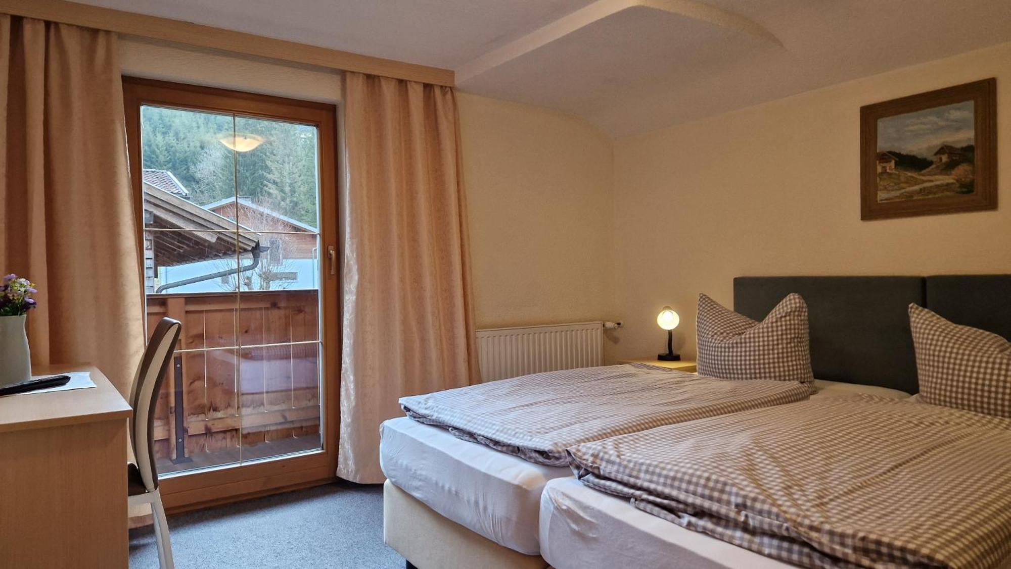 Pension Bergheim Tannheim Room photo